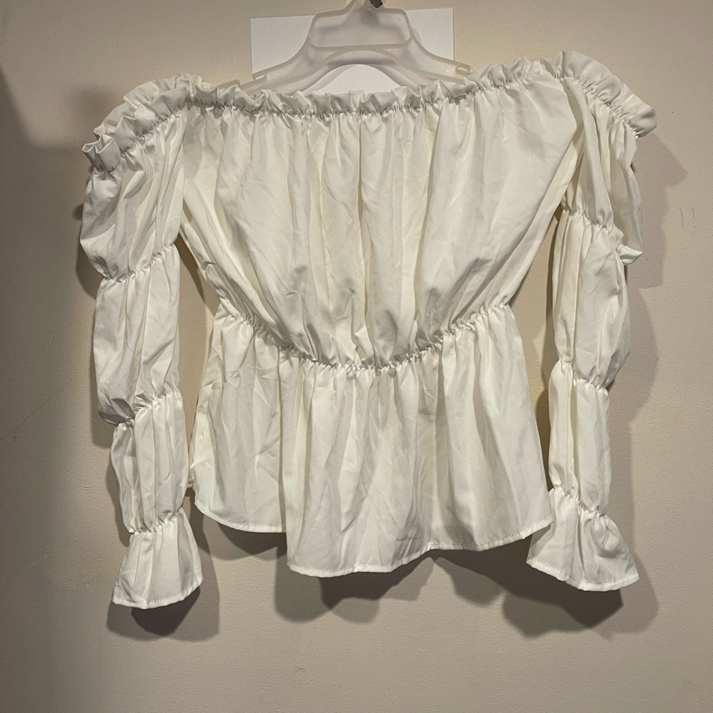 Cold shoulder blouse w/ elastic waist and long sleeves